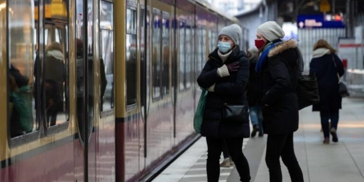 Holandë, shifra të frikshme të të infektuarëve me koronavirus