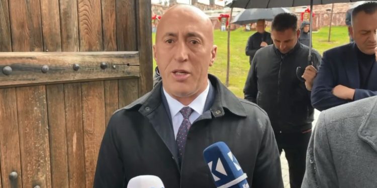 Haradinaj në Gllogjan: Shumë e dhimbshme kjo që ka ndodhë