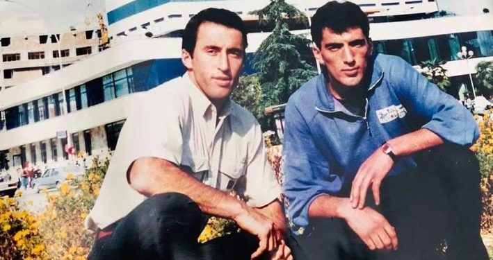 Haradinaj përkujton vëllain dëshmor në ditëlindjen e tij