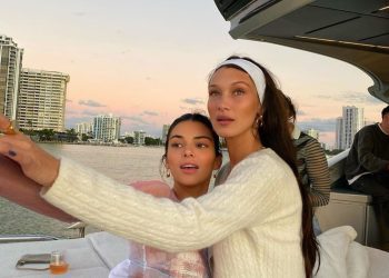 Modelet e revistës “Vogue”, shkëlqejnë në dasmën e mikeshës së tyre