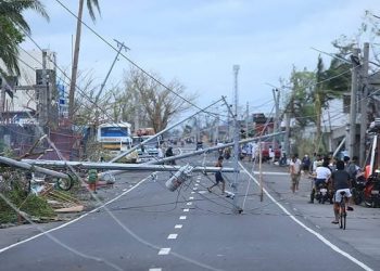 Detaje të reja nga tajfuni në Filipine, më shumë se 200 të vdekur