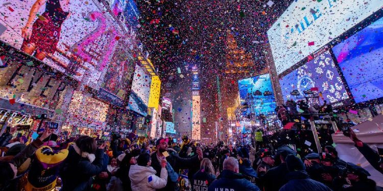 Kryebashkiaku i Nju Jorkut optimist që ngjarja e festimit të Vitit të Ri të ndodhë