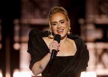 Këto janë 10 albumet më të mira të vitit 2021