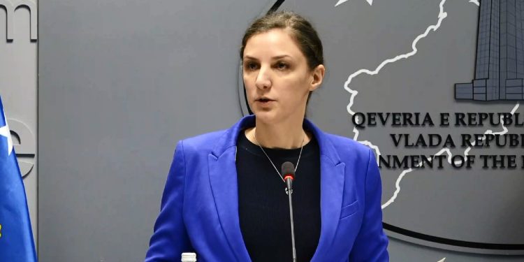Ministrja e Ekonomisë sqarohet për 20 milionëshin që ia ndau Qeveria-KEK-ut