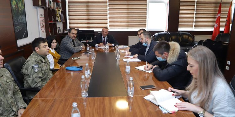 Ramosaj pret në takim më përfaqësuesit turq, u bisedua për bashkëpunim