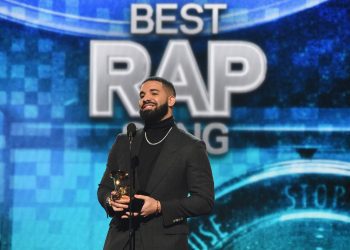 Drake tërheq nominimet e tij për çmimet e ardhshme Grammy 2022