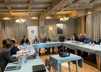 Ministri Peci: Politikat e sektorit të pylltarisë do të bazohen në Strategji