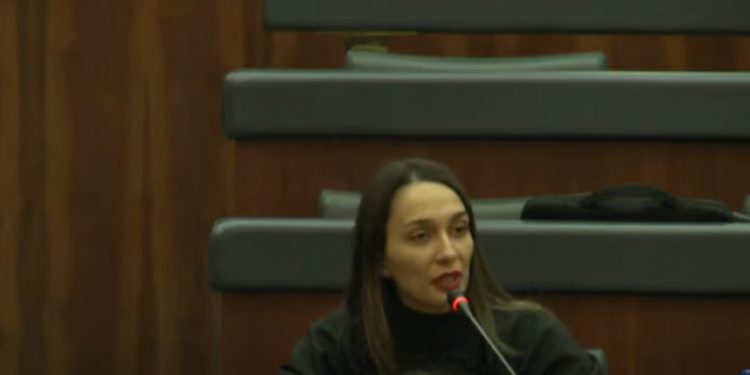 Fjolla Ujkani: Për 20 vite PDK-ja e ka lënë regjionin e Mitrovicës pa ujë