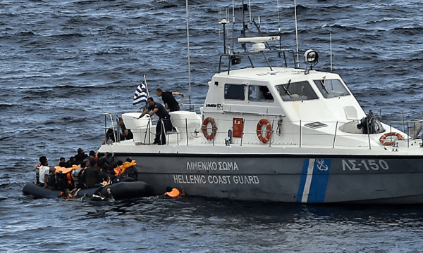 Greqi, një viktimë e dhjetra emigrantë të zhdukur pas përmbytjes së një barke