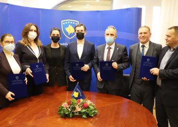 Çeku: Angazhim në fushën e sportit për të formësuar të ardhmen e të rinjëve tanë