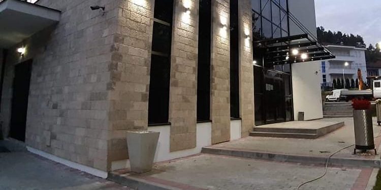 Komuna e Deçanit dhe Junikut marrin masa pas paralajmërimit për vërshime