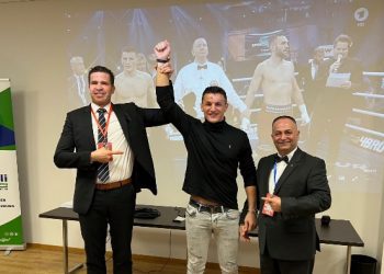 5 gjyqtarë në Gjermani i japin fitoren Robin Krasniqit