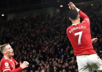 Këndellet Manchester United, triumfon ndaj Burnley