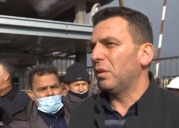 Punëtorët e KEK-ut në protestë kërkojnë pagën e 13