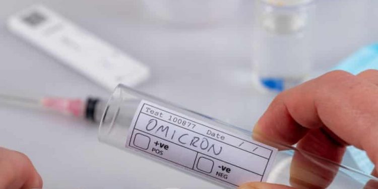 A është më i rrezikshëm se Delta varianti Omicron, flet infektologu Ramadani