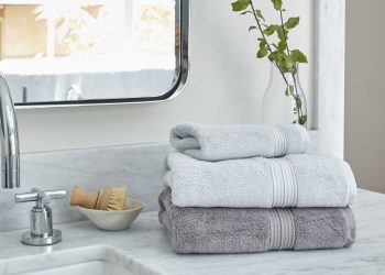 Sa herë duhet të përdoret i njëjti peshqir pas dushit?