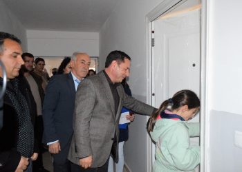 Kastrati: I lumtur që sot i bëmë me shtëpi banimi 35 familje të komunës sonë