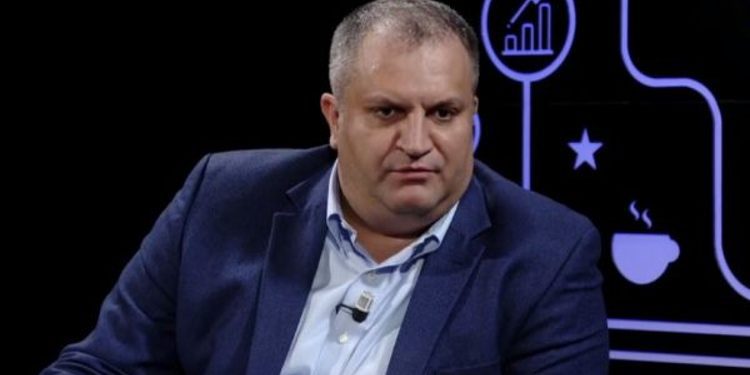 Ahmeti i reagon Muratit për çështjen e TVSH-së për gastronomët