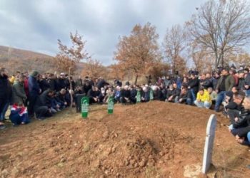 Varrosen prindërit dhe 2 fëmijët e tyre që vdiqën në aksidentin në Bullgari