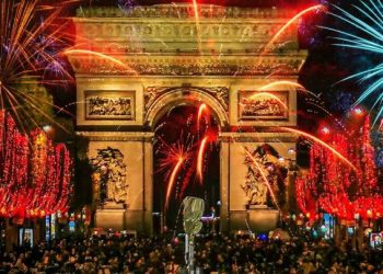 Sonte festohet Viti i Ri, por cilat vende i kanë ndaluar ose zvogëluar festimet në tubime?