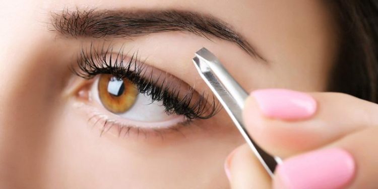 Ky është sekreti i vetullave të bukura dhe në formë