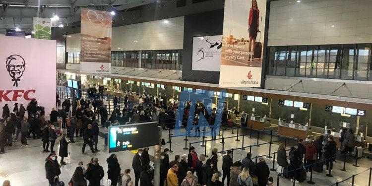 Aeroporti ‘’Adem Jashari’’ në Prishtinë ka një njoftim të rëndësishëm për udhëtarët