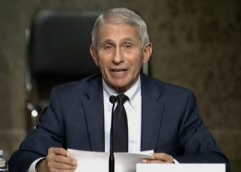 Fauci: Omicron mund të jetë fundi i pandemisë Covid-19