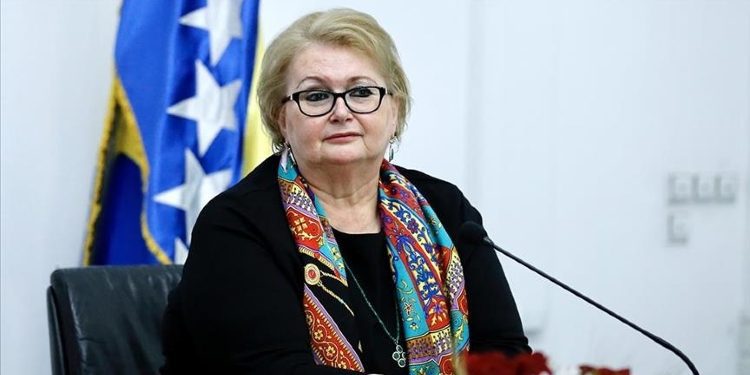 Kryediplomatja boshnjake paralajmëron publikimin e sanksioneve amerikane