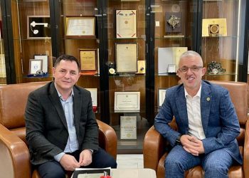 Kastrati: Me Halil Kastratin na presin projekte për ndihmë të familjeve në nevojë