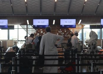 Emiratet e Bashkuara nga 10 janari ndalon udhëtimet për të pavaksinuarit