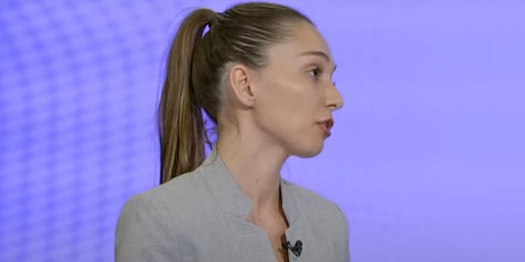 Ujkani i kërkon falje publikisht profesorit nga Vushtrria që u bë viral në ‘’Tik Tok’’