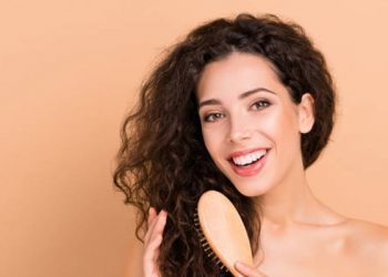 Sekrete për flokë të shëndetshme dhe me shkëlqim