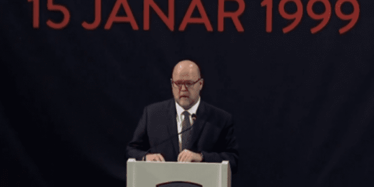 Ambasadori Hovenier: Reçaku bëri që SHBA dhe NATO të intervenojnë në Kosovë