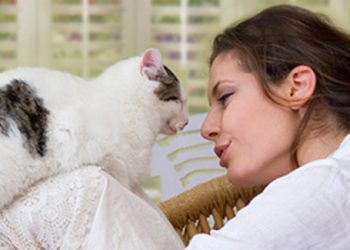 Pse macet nuhasin fytyrën tonë?