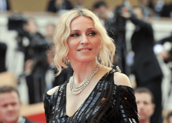 Madonna po punon për të sjellë një film për jetën e saj