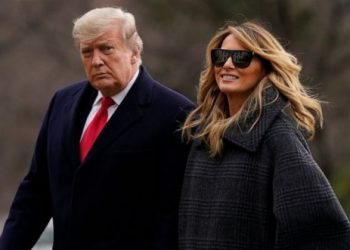 Melania Trump nxjerrë në ankand kapelën e saj të bardhë