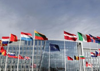 NATO-ja dërgon përforcime në Evropën Lindore