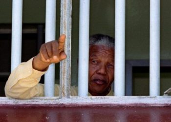 Afrika e Jugut kundërshton ankandin për shitjen e çelësit të qelisë së Mandelës