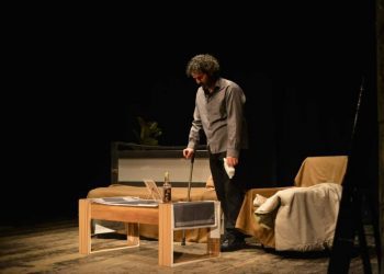 “Një jetë tjetër”- Shfaqje që emocionoi publikun