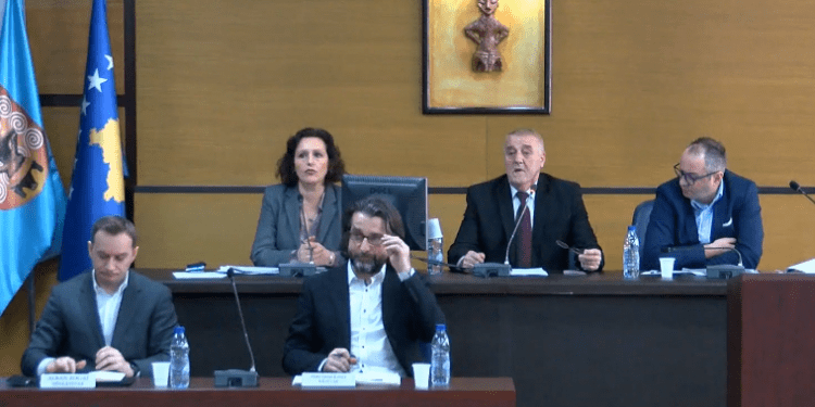 Rama: Ka energji pozitive për zgjedhjen e kryesuesit të Kuvendit Komunal