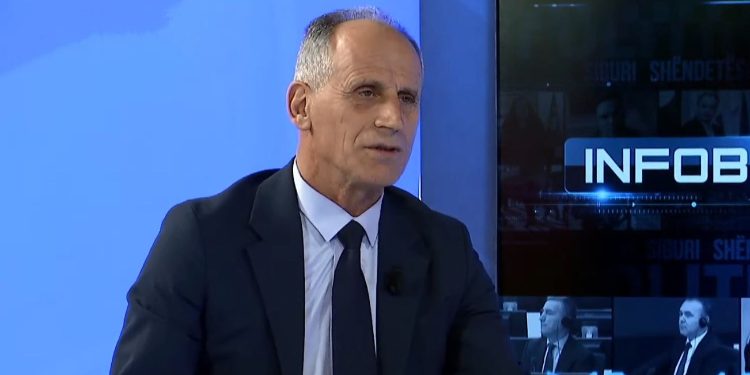 Syla: Po përgatitemi për mbrojtje pas armatosjes nga Serbia