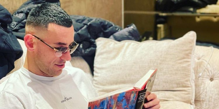 Raportet i rregulluan por çfarë mendimi ka Stresi për këngën e fundit të Noizyt?!