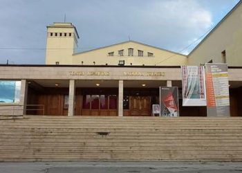 Drejtori i Teatrit Kombëtar flet për bashkëpunimet me Qeverinë e Kosovës