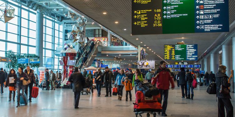 Moskë, numër i lartë i anulimit të fluturimeve