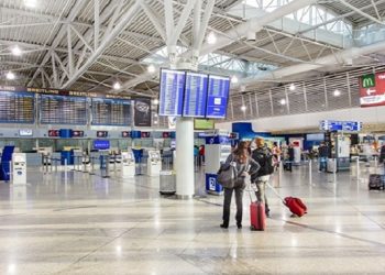 Australia hap dyert për turistët pas gati 2 vitesh