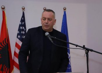 Vdes Eprori i policisë, Ramosaj ngushëllon familjarët e të ndjerit