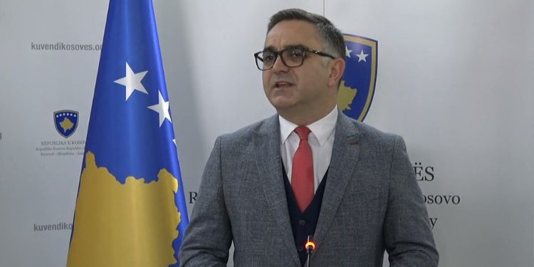 Tahiri: Qeveria Kurti do të njihet si më e dobëta që nga pas lufta