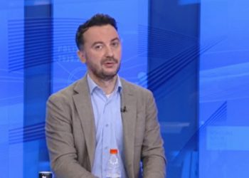 Molliqaj: Do t’u shkruajmë ambasadave për të alarmuar se pushteti po përdor policinë