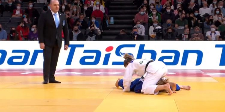 Xhudistja kosovare shumë afër fitores së medaljes së artë