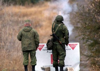 Rusia akuzohet për krijimin e krizës së rreme në Donbas